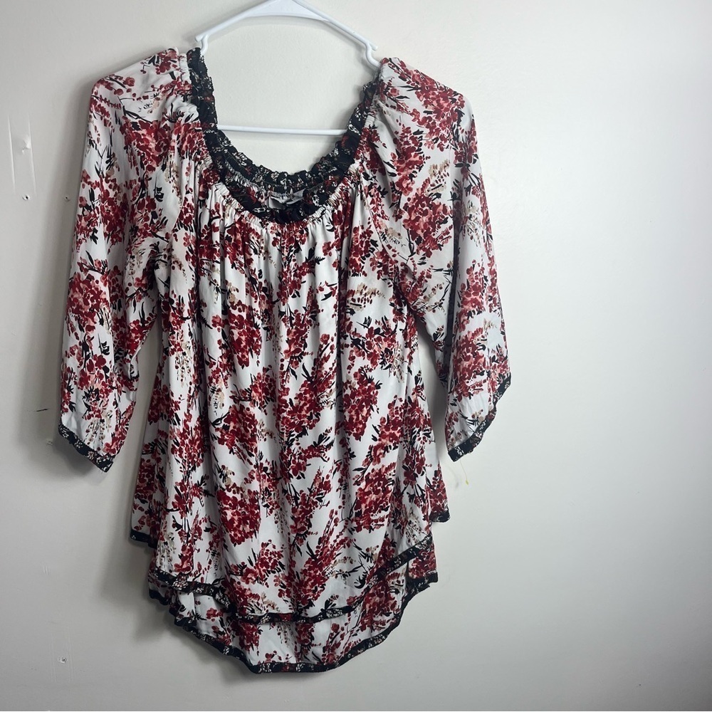 WHBM White House Black Market Floral Printed Off-The-Shoulder Blouse Large 1792